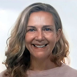 Carmen Noemí Glez.